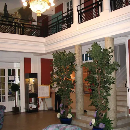 Hotel Logis Le Midland 3*